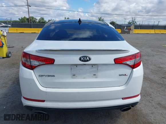 2013 Kia Optima SX with VIN 5XXGR4A65DG194141, listed as a IAAI auction lot 42261444 with 167,918 mi miles and . Bid and sale history available at DreamBid. Image 15.