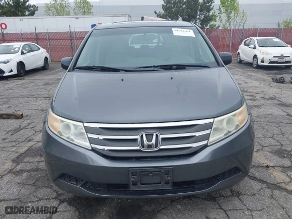 2011 Honda Odyssey EX-L with VIN 5FNRL5H63BB059407, listed as a IAAI auction lot 41922421 with 99,270 mi miles. Bid and sale history available at carsss.com. Image 12.