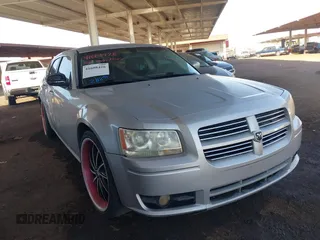 2008 Dodge Magnum SXT with VIN 2D4FV37V18H214391, listed as a IAAI auction lot 41608426 with 218,573 mi miles and . Bid and sale history available at carsss.com. Image 1.