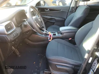 2019 Kia Sorento LX with VIN 5XYPGDA31KG560228, listed as a Copart auction lot 82094264 with 121,907 mi miles and Salvage Title. Bid and sale history available at DreamBid. Image 7.