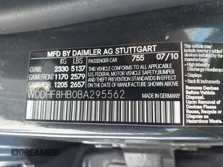 2011 Mercedes-Benz E-Class E 350 Luxury with VIN WDDHF8HB0BA295562, listed as a IAAI auction lot 42016866 with 336,768 mi miles. Bid and sale history available at carsss.com. Image 9.