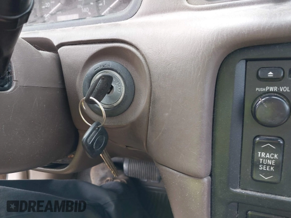 1999 Toyota Camry LE с VIN 4T1BG28K2XU873401, выставлен на аукционе IAAI как лот 42487295 с пробегом 163 315 миль миль и . История ставок и продаж доступна на DreamBid. Изображение 11.