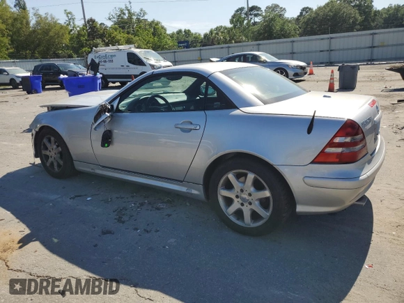 2001 Mercedes-Benz SLK 230 Kompressor с VIN WDBKK49F41F199410, выставлен на аукционе Copart как лот 57952965 с пробегом 54 646 миль миль и Списание • Salvage title. История ставок и продаж доступна на DreamBid. Изображение 2.