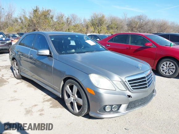 2010 Mercedes-Benz E 350 Luxury с VIN WDDHF5GB5AA020803, выставлен на аукционе IAAI как лот 41235383 с пробегом 170 088 миль миль и . История ставок и продаж доступна на DreamBid. Изображение 1.