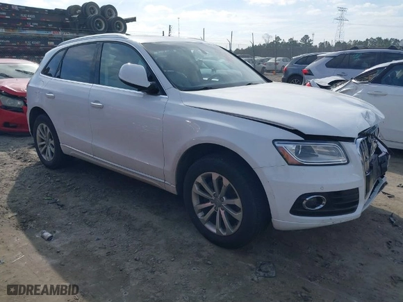 2015 Audi Q5 Premium Plus with VIN WA1LFAFP3FA137193, listed as a IAAI auction lot 41505533 with NaN miles. Bid and sale history available at carsss.com. Image 1.