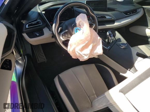 2019 BMW i8 z VIN WBY2Z6C56K7D09508, wystawiony jako Copart lot #86847034 z przebiegiem 24 015 mil mil oraz Szkoda całkowita • Salvage title. Historia ofert i sprzedaży dostępna na DreamBid. Obrazek 8.