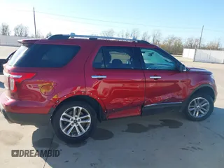 2015 Ford Explorer XLT with VIN 1FM5K8D82FGC03143, listed as a IAAI auction lot 41158637 with 117,282 mi miles and . Bid and sale history available at carsss.com. Image 13.
