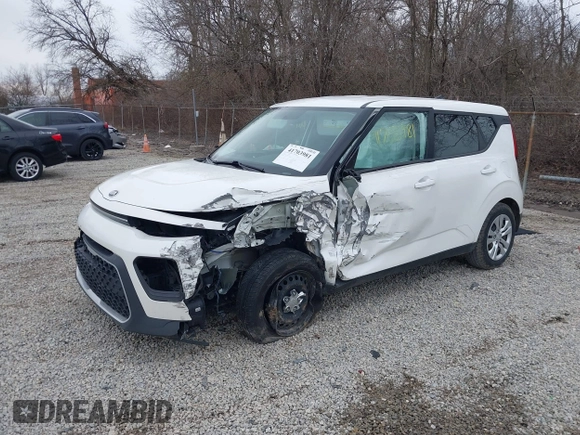2021 Kia Soul LX with VIN KNDJ23AU8M7767416, listed as a IAAI auction lot 41703981 with 167,187 mi miles. Bid and sale history available at carsss.com. Image 2.