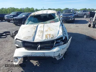 2015 Dodge Journey Crossroad z VIN 3C4PDCGG8FT567835, wystawiony jako IAAI lot #42290535 z przebiegiem 151 191 mil mil oraz . Historia ofert i sprzedaży dostępna na DreamBid. Obrazek 13.