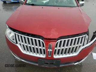 2010 Lincoln MKZ z VIN 3LNHL2GC6AR629927, wystawiony jako Copart lot #54663265 z przebiegiem 39 451 mil mil oraz Tytuł czysty. Historia ofert i sprzedaży dostępna na DreamBid. Obrazek 11.