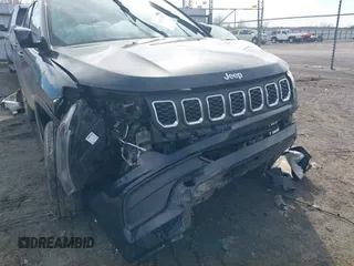 2024 Jeep Compass Sport с VIN 3C4NJDAN5RT143675, выставлен на аукционе IAAI как лот 41642160 с пробегом 5 663 миль миль и . История ставок и продаж доступна на DreamBid. Изображение 6.