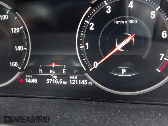 2018 BMW X6 sDrive35i with VIN 5UXKU0C56J0G81224, listed as a IAAI auction lot 41734077 with 121,145 mi miles. Bid and sale history available at carsss.com. Image 15.