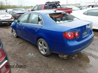 2008 Volkswagen Jetta SE с VIN 3VWRM71K18M043384, выставлен на аукционе IAAI как лот 41915731 с пробегом 137 718 миль миль и . История ставок и продаж доступна на DreamBid. Изображение 3.