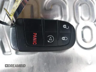 2018 Jeep Renegade Latitude z VIN ZACCJBBB3JPH91057, wystawiony jako IAAI lot #41547553 z przebiegiem 74 819 mil mil oraz . Historia ofert i sprzedaży dostępna na DreamBid. Obrazek 11.