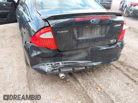 2012 Ford Fusion SPORT with VIN 3FAHP0KC9CR167621, listed as a IAAI auction lot 41872962 with 178,606 mi miles. Bid and sale history available at carsss.com. Image 6.