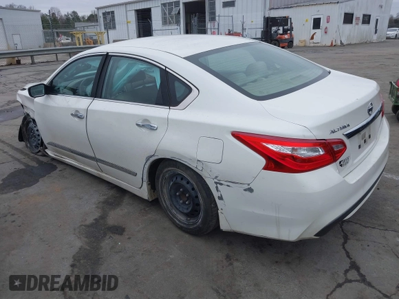 2016 Nissan Altima SV with VIN 1N4AL3AP6GC117556, listed as a IAAI auction lot 41496029 with 199,594 mi miles and . Bid and sale history available at DreamBid. Image 3.