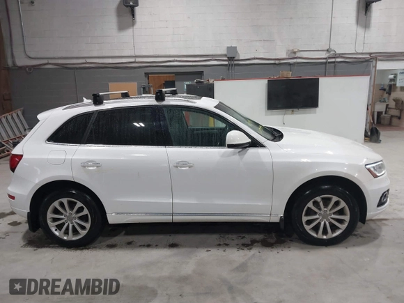 2015 Audi Q5 Progressiv with VIN WA1LFCFP8FA083935, listed as a IAAI auction lot 41822879 with 151,973 mi miles and . Bid and sale history available at DreamBid. Image 13.