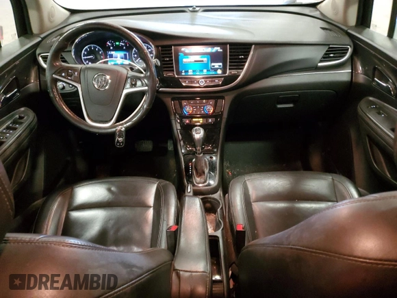 2020 Buick Encore Essence z VIN KL4CJGSB3LB061671, wystawiony jako Copart lot #43798525 z przebiegiem 101 220 mil mil oraz Tytuł czysty. Historia ofert i sprzedaży dostępna na DreamBid. Obrazek 8.