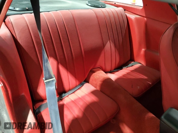 1981 Pontiac Firebird z VIN 1G2AS87A4BN117926, wystawiony jako Copart lot #49288185 z przebiegiem 54 759 mil mil oraz Tytuł czysty. Historia ofert i sprzedaży dostępna na DreamBid. Obrazek 10.