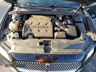 2017 Lincoln Continental Livery with VIN 1LN6L9HK4H5611350, listed as a Copart auction lot 44200935 with 136,103 mi miles and Salvage Title. Bid and sale history available at carsss.com. Image 11.
