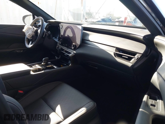 2024 Lexus RX 350 with VIN 2T2BAMBA6RC026443, listed as a IAAI auction lot 41975224 with 7,244 mi miles and . Bid and sale history available at DreamBid. Image 5.