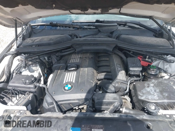 2008 BMW 5 Series 528i with VIN WBANU53558CT09789, listed as a IAAI auction lot 42073248 with 125,416 mi miles and . Bid and sale history available at carsss.com. Image 10.
