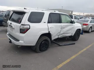 2017 Toyota 4Runner SR5 with VIN JTEZU5JR2H5162857, listed as a IAAI auction lot 41786004 with 93,437 mi miles. Bid and sale history available at carsss.com. Image 4.