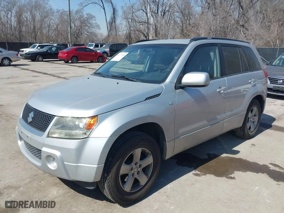 2007 Suzuki Grand Vitara XSport w/Snrf with VIN JS3TD944474204081, listed as a IAAI auction lot 41777788 with 109,963 mi miles. Bid and sale history available at carsss.com. Image 2.