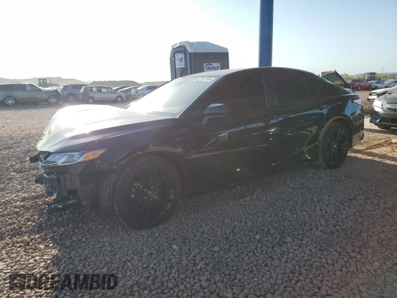 2020 Toyota Camry SE with VIN 4T1G11AK3LU308886, listed as a Copart auction lot 52181765 with 89,999 mi miles and Salvage Title. Bid and sale history available at carsss.com. Image 1.