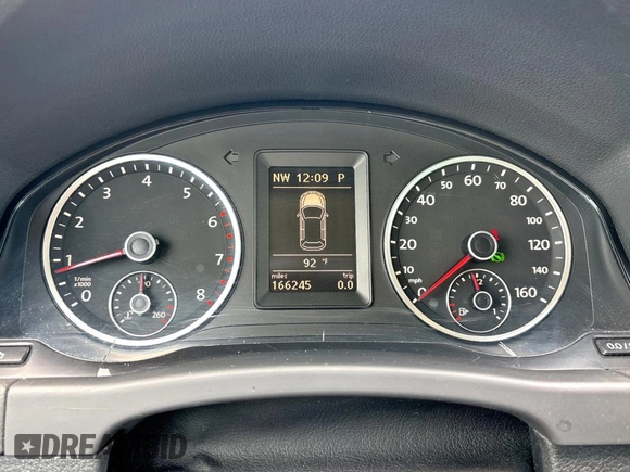 2011 Volkswagen Tiguan SEL with VIN WVGAV7AX1BW000384, listed as a Copart auction lot 59420805 with 166,245 mi miles and Clean title. Bid and sale history available at DreamBid. Image 8.