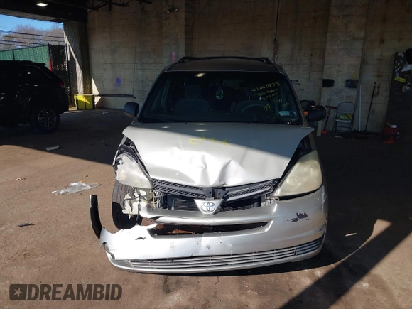 2005 Toyota Sienna LE with VIN 5TDBA23C75S046310, listed as a IAAI auction lot 42063973 with 127,509 mi miles. Bid and sale history available at carsss.com. Image 12.