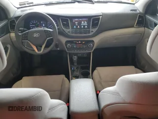 2018 Hyundai Tucson SEL z VIN KM8J3CA41JU743187, wystawiony jako Copart lot #60060245 z przebiegiem 115 806 mil mil oraz Szkoda całkowita • Salvage title. Historia ofert i sprzedaży dostępna na DreamBid. Obrazek 8.