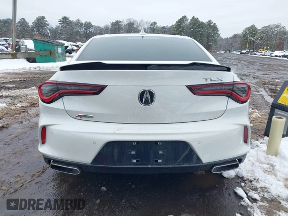 2022 Acura TLX w/A-Spec Package with VIN 19UUB5F55NA003443, listed as a IAAI auction lot 41527838 with 8,134 mi miles and . Bid and sale history available at DreamBid. Image 16.