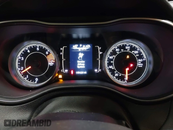 2019 Jeep Cherokee Latitude with VIN 1C4PJMCB7KD118915, listed as a IAAI auction lot 41903336 with 105,425 mi miles. Bid and sale history available at carsss.com. Image 7.
