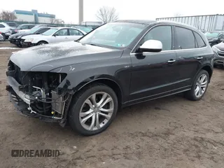 2015 Audi SQ5 Premium Plus with VIN WA1CGAFP4FA118102, listed as a IAAI auction lot 41369812 with 95,229 mi miles. Bid and sale history available at carsss.com. Image 2.