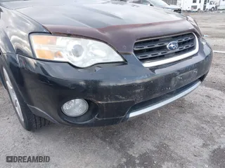 2006 Subaru Legacy Wagon Outback 3.0 R L.L. Bean with VIN 4S4BP86C064301837, listed as a IAAI auction lot 41646704 with 176,083 mi miles. Bid and sale history available at carsss.com. Image 6.