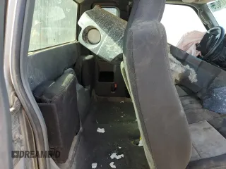 2008 Ford Ranger XLT с VIN 1FTZR45E88PB06613, выставлен на аукционе Copart как лот 61348005 с пробегом 217 417 миль миль и Списание • Salvage title. История ставок и продаж доступна на DreamBid. Изображение 10.