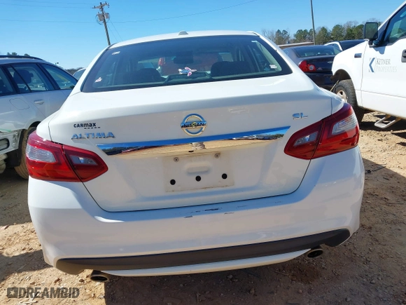2018 Nissan Altima 2.5 SL with VIN 1N4AL3AP1JC163884, listed as a IAAI auction lot 41645283 with 115,982 mi miles. Bid and sale history available at carsss.com. Image 17.