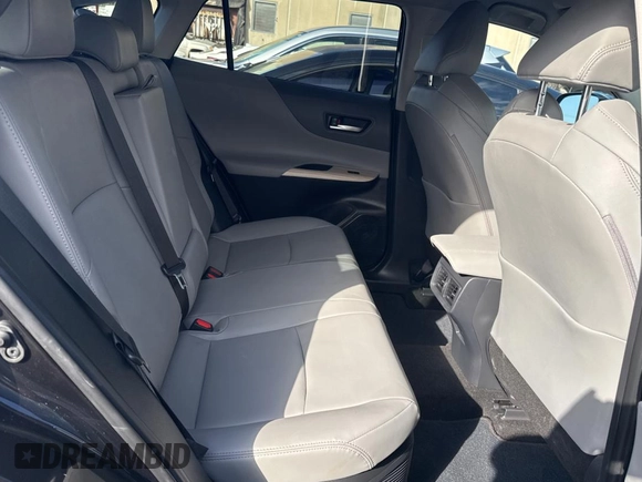 2024 Toyota Venza LE with VIN JTEAAAAH2RJ181617, listed as a Copart auction lot 77784994 with 1,371 mi miles and Clean Title. Bid and sale history available at carsss.com. Image 6.