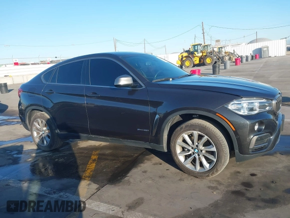 2019 BMW X6 sDrive35i z VIN 5UXKU0C57K0S97581, wystawiony jako IAAI lot #41322568 z przebiegiem 76 635 mil mil oraz . Historia ofert i sprzedaży dostępna na DreamBid. Obrazek 13.