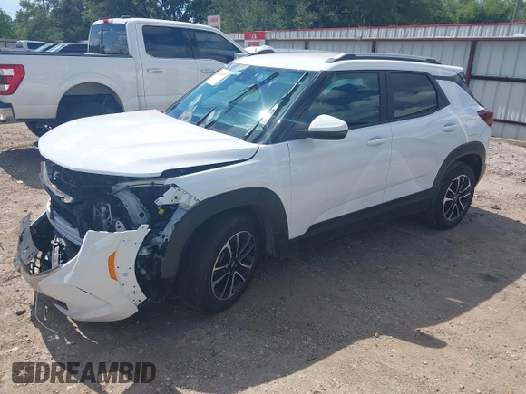 2025 Chevrolet TrailBlazer LT with VIN KL79MPSP8SB086368, listed as a IAAI auction lot 42244297 with 9,313 mi miles and . Bid and sale history available at DreamBid. Image 21.