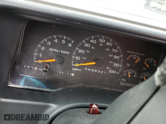 1998 Chevrolet Tahoe z VIN 1GNEK13R2WJ304666, wystawiony jako Copart lot #57833815 z przebiegiem 199 103 mil mil oraz Szkoda całkowita • Salvage title. Historia ofert i sprzedaży dostępna na DreamBid. Obrazek 9.