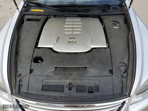 2015 Lexus LS 460 with VIN JTHBL5EF9F5133411, listed as a Copart auction lot 72054804 with 114,433 mi miles and Salvage Title. Bid and sale history available at carsss.com. Image 13.