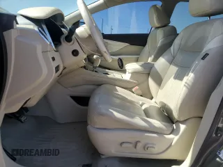 2015 Nissan Murano SL z VIN 5N1AZ2MH5FN275389, wystawiony jako Copart lot #57797685 z przebiegiem 95 057 mil mil oraz Szkoda całkowita • Salvage title. Historia ofert i sprzedaży dostępna na DreamBid. Obrazek 7.