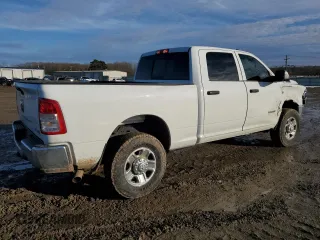 2022 Ram 2500 Tradesman with VIN 3C6UR5CJ5NG391794, listed as a Copart auction lot 88701305 with 100,954 mi miles and Clean Title. Bid and sale history available at carsss.com. Image 3.