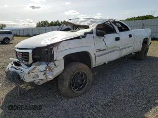 2005 GMC Sierra 2500HD SLE z VIN 1GTHK23285F953260, wystawiony jako Copart lot #52031045 z przebiegiem 230 725 mil mil oraz Szkoda całkowita • Salvage title. Historia ofert i sprzedaży dostępna na DreamBid. Obrazek 1.