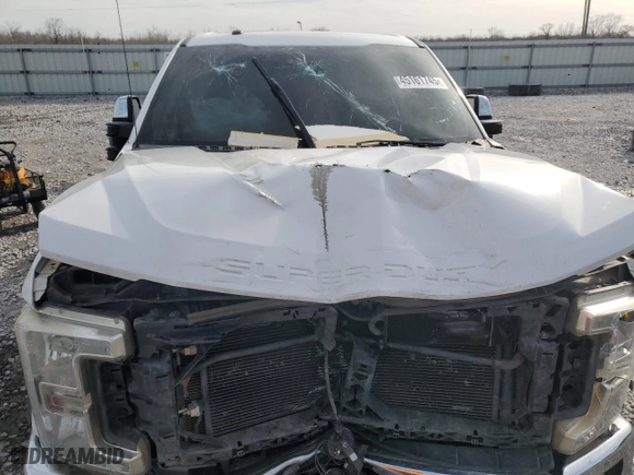 2017 Ford Super Duty F-250 SRW Lariat with VIN 1FT7W2BT3HED06818, listed as a Copart auction lot 45161745 with 166,955 mi miles and Salvage Title. Bid and sale history available at carsss.com. Image 12.