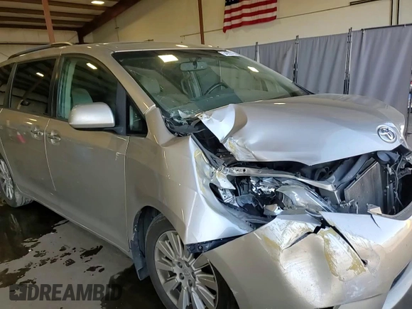 2015 Toyota Sienna Limited with VIN 5TDDK3DC1FS113060, listed as a Copart auction lot 54935795 with 239,139 mi miles and Salvage Title. Bid and sale history available at DreamBid. Image 15.