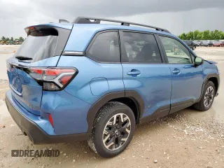 2025 Subaru Forester Premium with VIN JF2SLDDC6SH479168, listed as a Copart auction lot 61087685 with 6,039 mi miles and Non repairable. Bid and sale history available at DreamBid. Image 3.