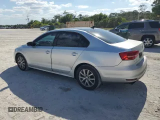 2015 Volkswagen Jetta Sedan 1.8T SE w/Connectivity with VIN 3VWD07AJ3FM277990, listed as a Copart auction lot 53229895 with 207,427 mi miles and Clean Title. Bid and sale history available at carsss.com. Image 2.